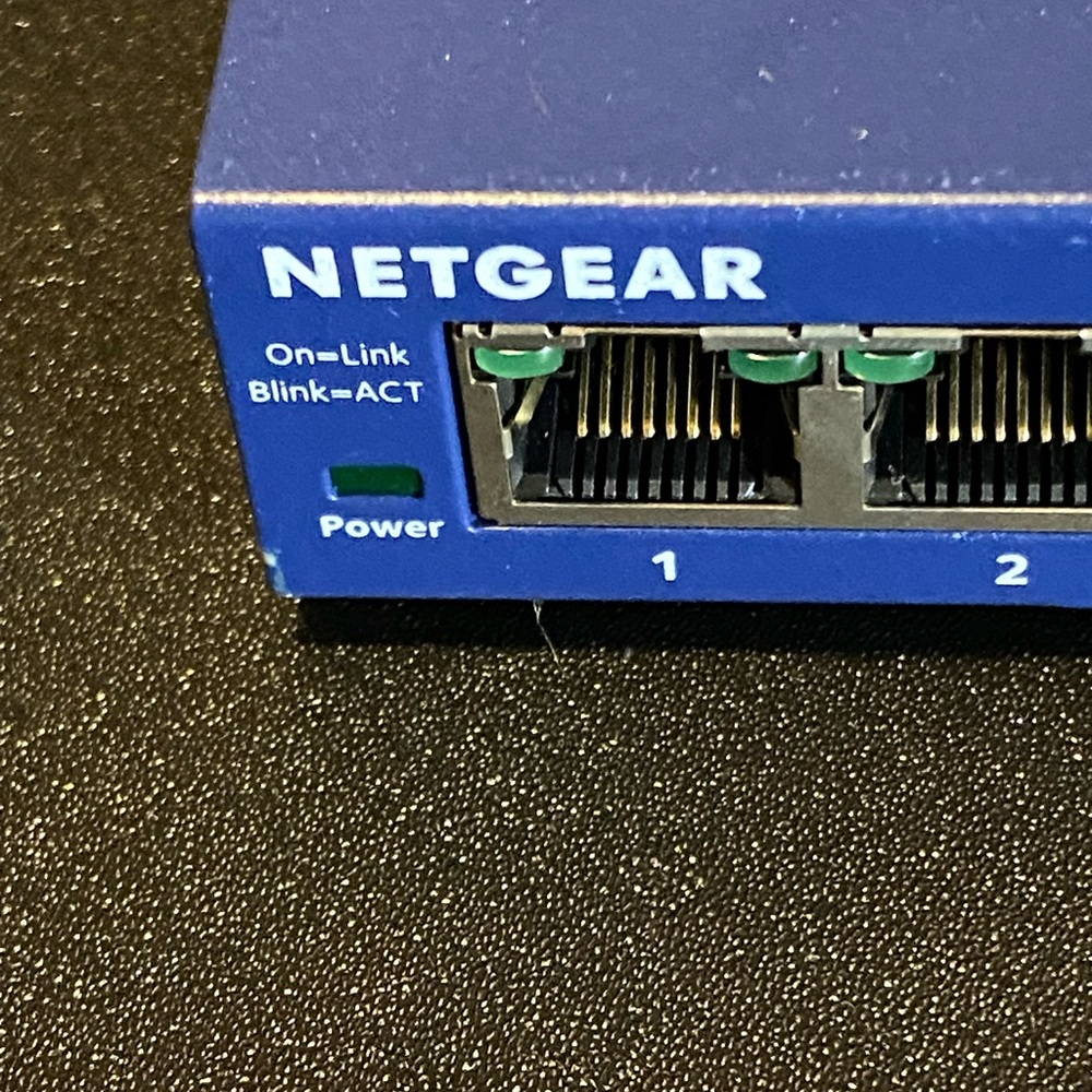 NetGear 5 Port Switch